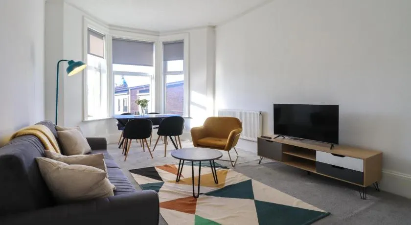 Walker View Apartment - Image 1