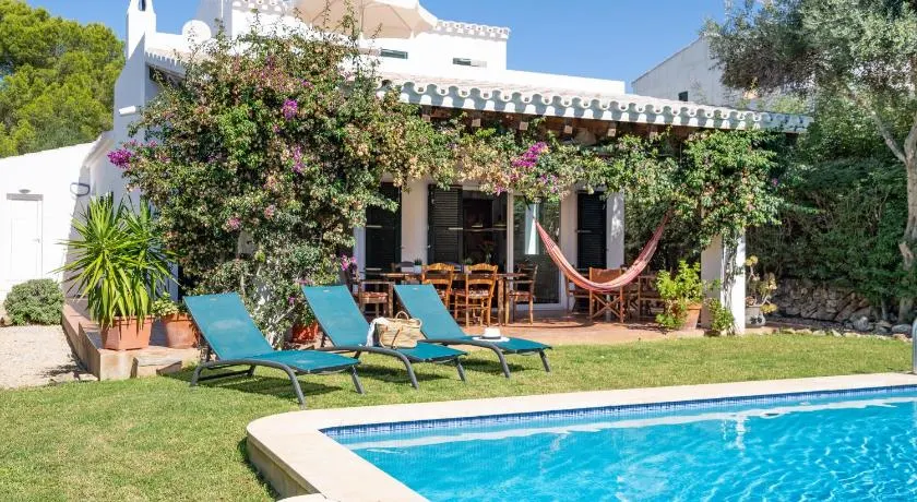 Chalet en Biniancolla con piscina y jardin - Image 1