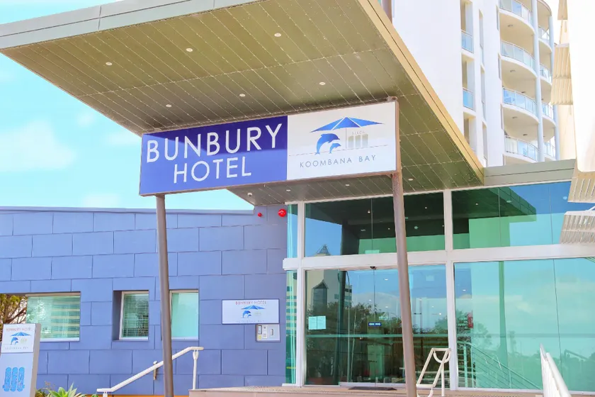 Bunbury Hotel Koombana Bay - Image 1