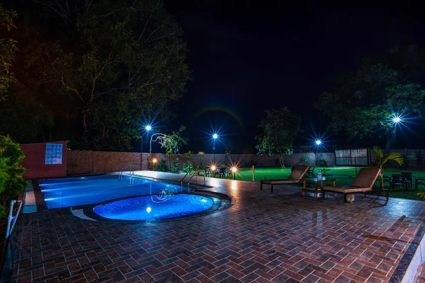 Jungle Palace Resort - Image 1