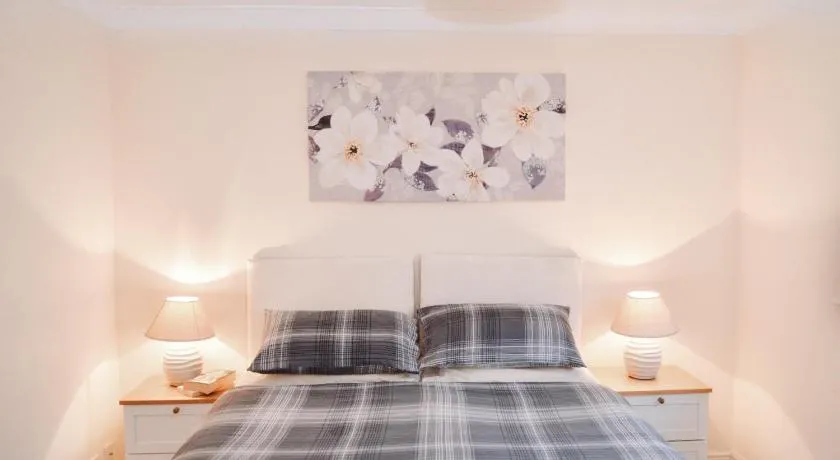 Blackwater Meadow Apartment - Image 1