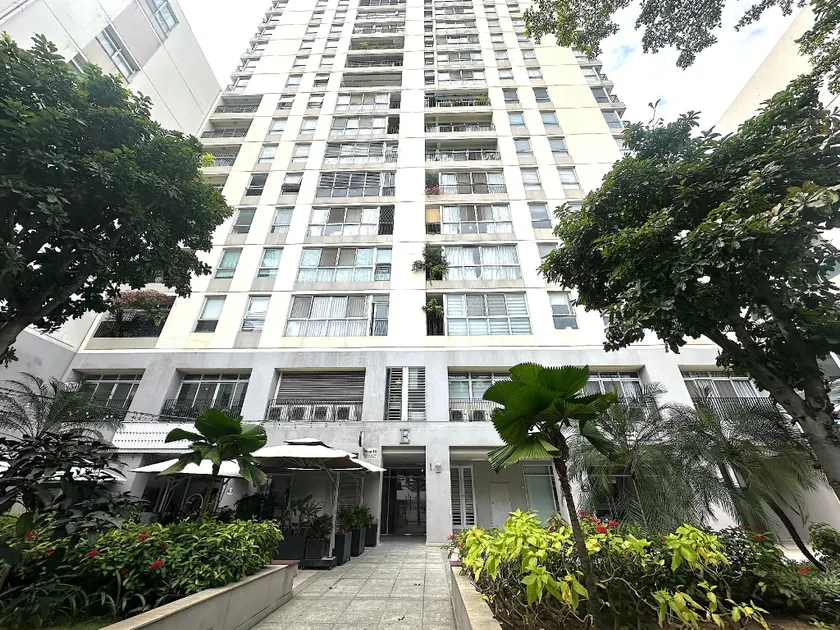 Diamond Suite Star Hill Apartment - Image 1