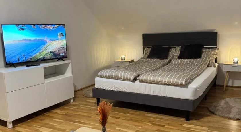 Großes Stadt Zimmer - Image 1