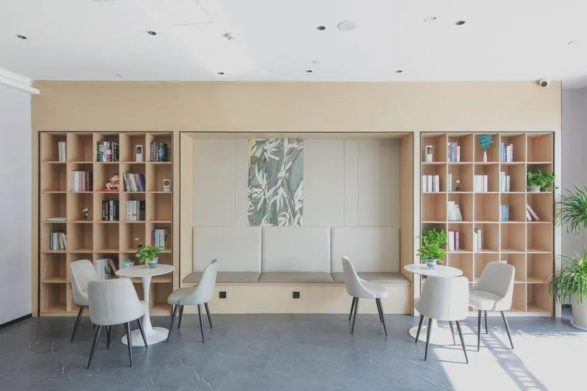 GreenTree Inn Smart Select Hotel (Changxing Heping Avenue Branch) - Image 1