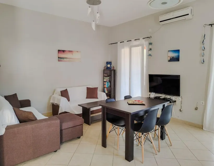 Olympia Apartment – Where Convenience Meets Warmth - Image 1