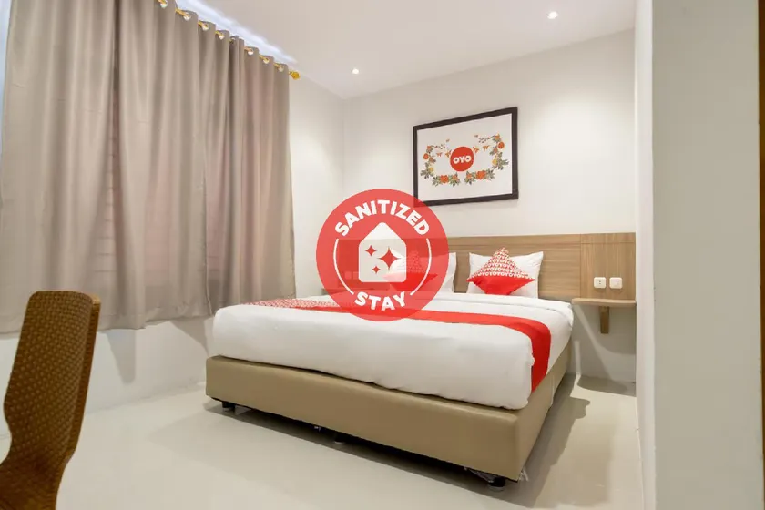 OYO 938 Kingstone Guest House - Image 1