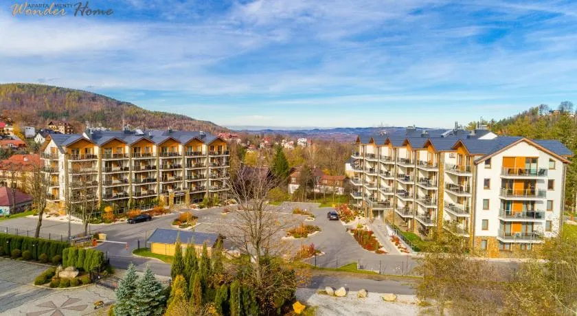 Wonder Home - Apartamenty z balkonami, blisko centrum Karpacza, stoku i aquaparku - Image 1