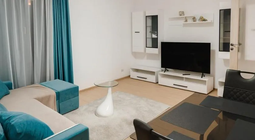 Lumina Park Residence by Nicolle Apartments - Image 1