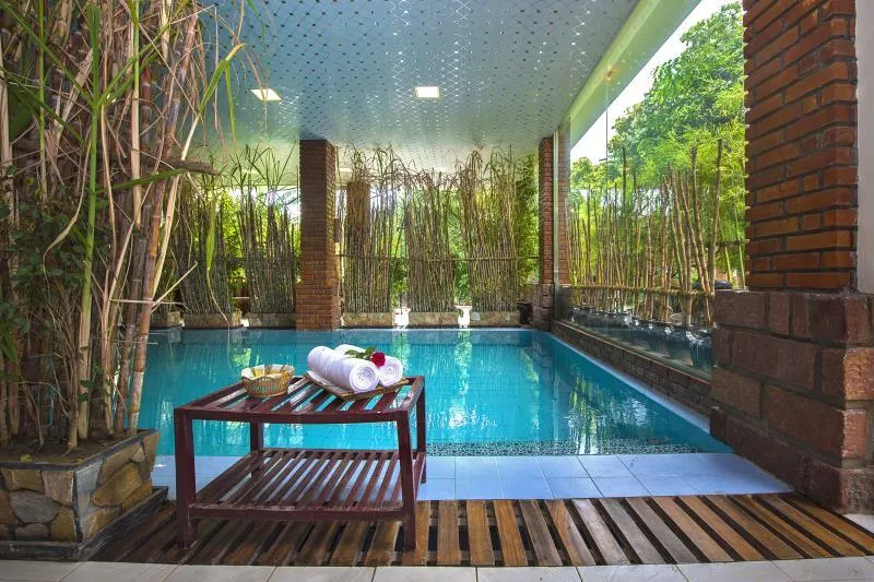 Hotel Mega Stars - Image 1