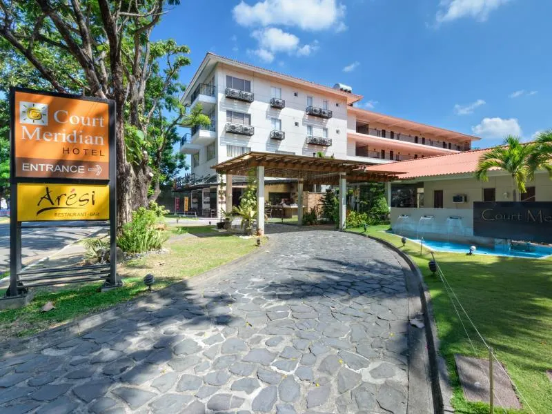 Court Meridian Hotel & Suites - Image 1