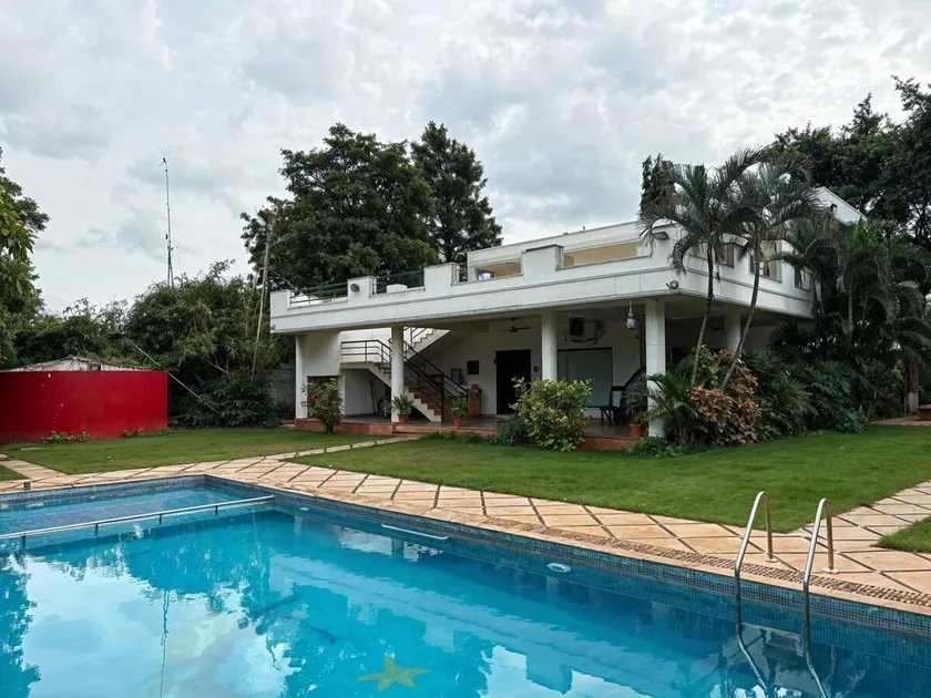 BluePebble Villa Private Pool Retreat by Homeyhuts - Image 1