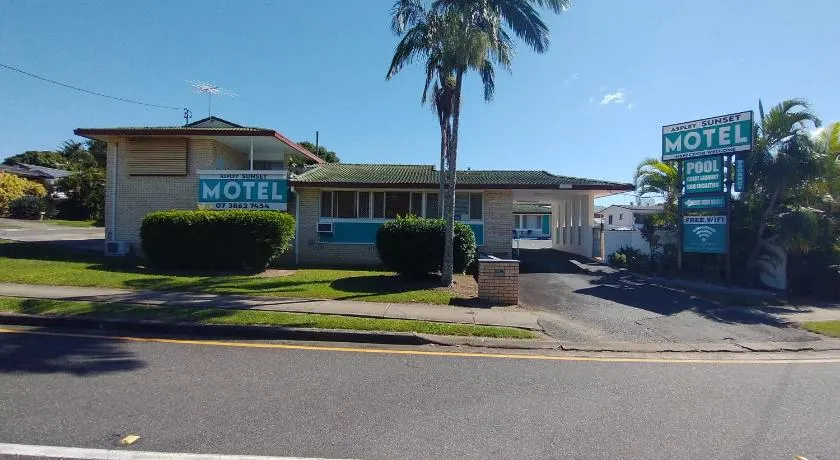 Aspley Sunset Motel - Image 1