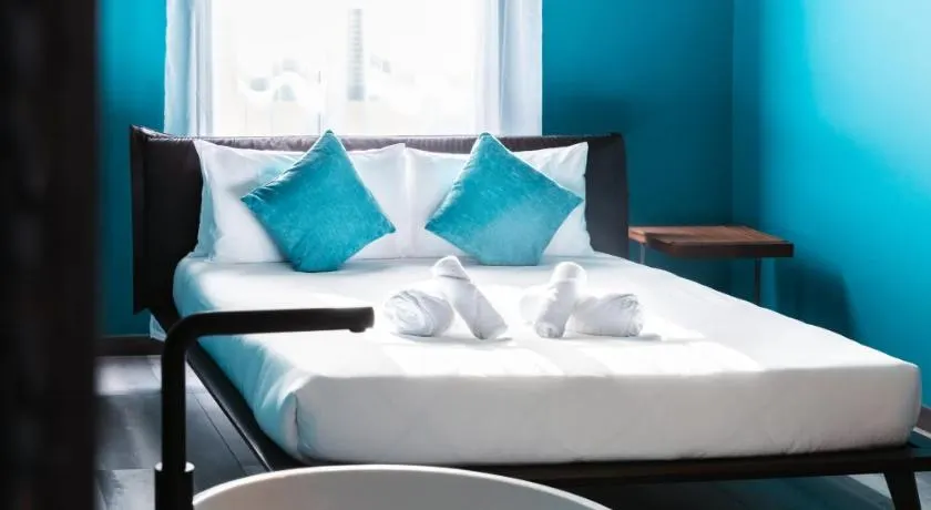 Valletta Stylish 2BR Flat by Arco Collection - Image 1