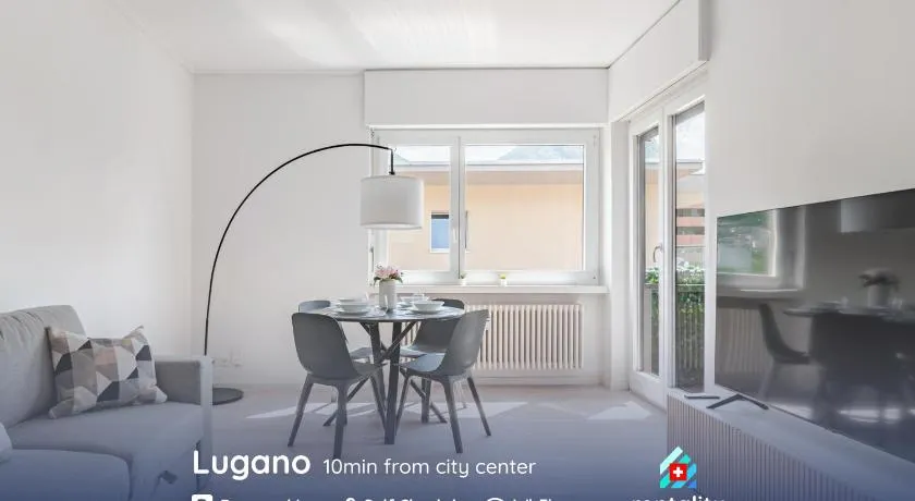 Penthouse with terrace & parking - Image 1