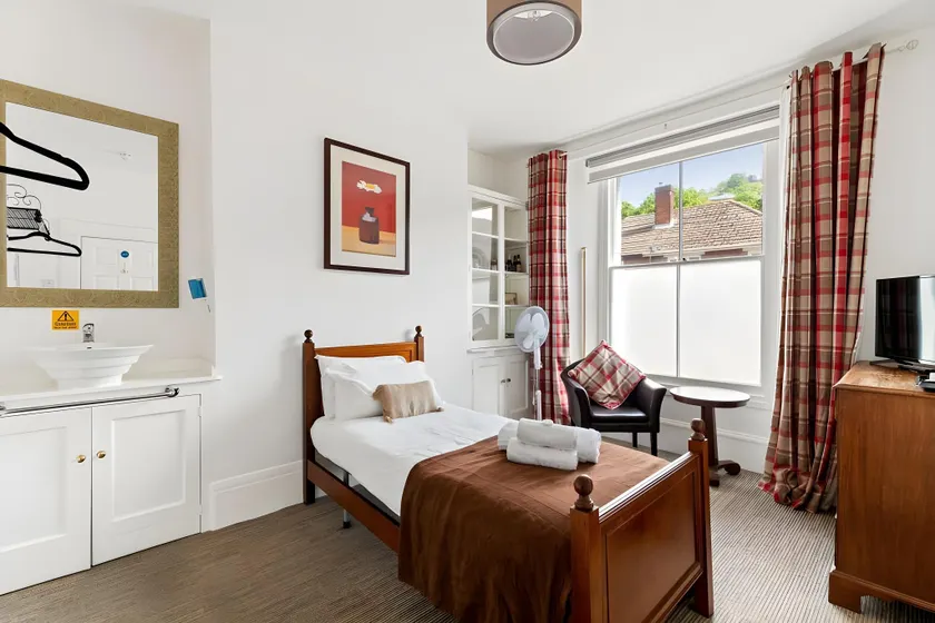 Dover Town Rooms - Image 1