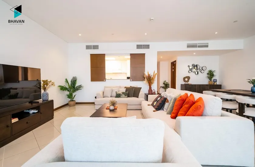 Waterfront Bliss: Luxe2BR retreat at Marsa Plaza - Image 1