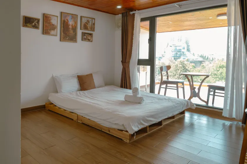 Rosa Home - Image 1