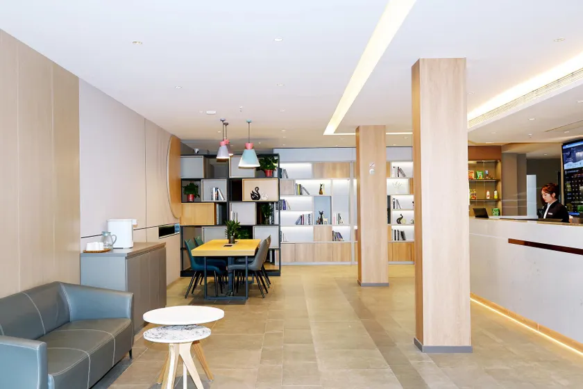 Home Inn Weihai Kunming Road Tourist Wharf Weigao Plaza - Image 1