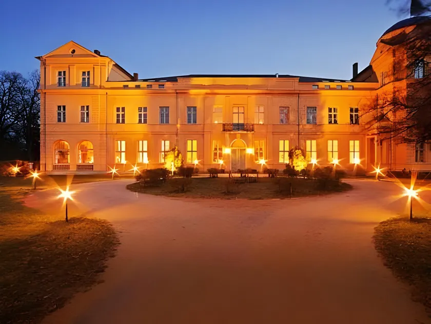 Schlosshotel Ziethen - Image 1