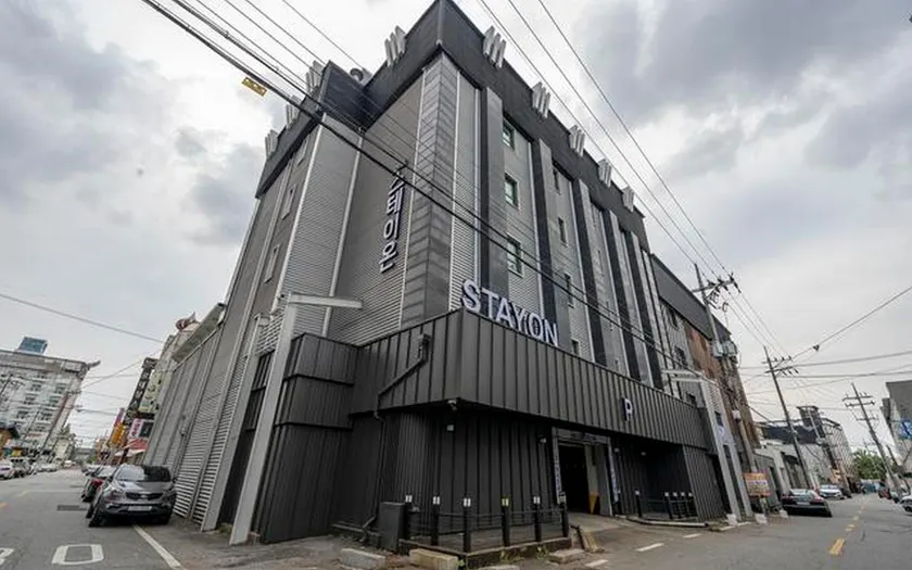 Iksan Hotel Stay ON - Image 1