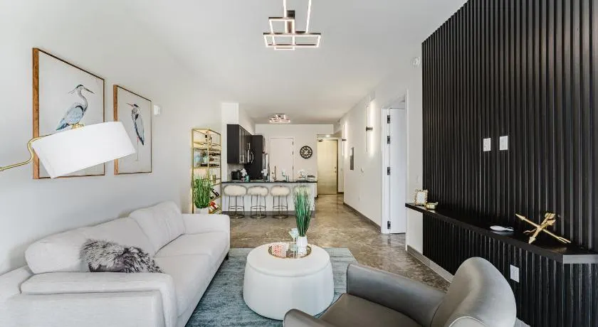 Lux Design Apartment near beach - Image 1