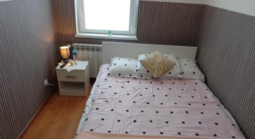 Noclegi Skałka-domek - Image 1