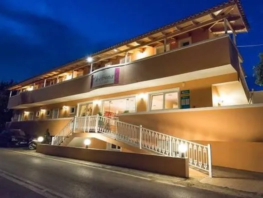 Anemona Beach Hotel - Image 1