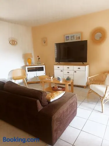 Mauguio-Carnon Apt T2 Tout Confort, Spacieux, Lumineux, Clim, Wifi, Balcon, parking privé, 15 mn des plages, de Montpellier - Image 1