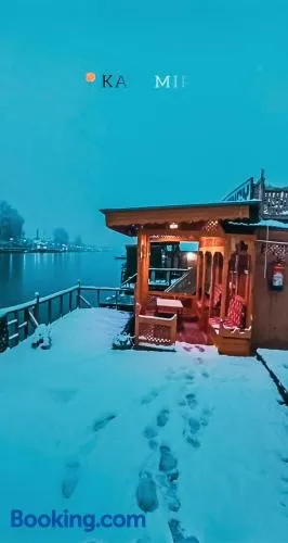 Hb nancy group of houseboats - Image 1