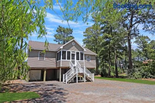 Serenity at Oyster Bay, Water access & firepit! - Image 1