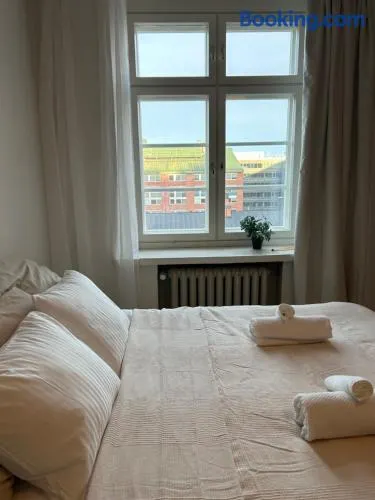 Bright studio in a central location - Image 1
