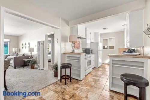 Beachside Apartment with Laundry AC Patio - Image 1