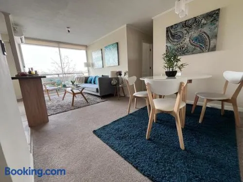 Espectacular depto en condo 2D 2B Full Equipado Wifi Aire Estacionamiento - Image 1