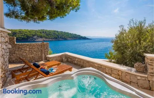 Seafront villa Marella - Image 1
