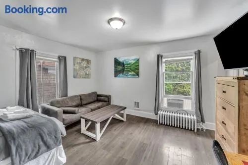 Pitcher's Paradise Apt 2-All Star Baseball Rentals - Image 1