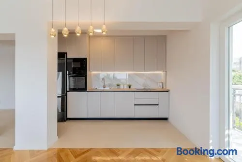 Luxury Apartment Ana - Image 1