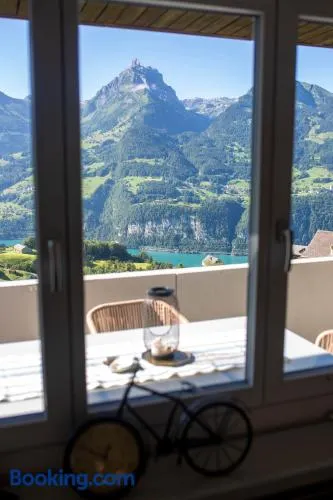 Traumhafte Sonnenresidenz mit Berg- und Seeblick - Image 1