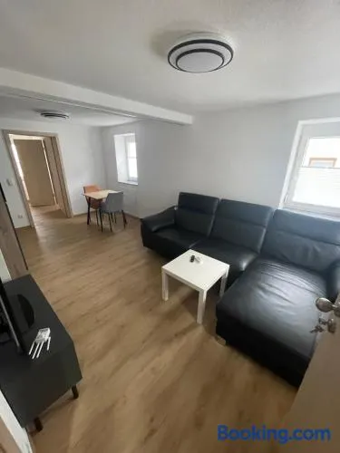 Möblierte 50 m2 Einliegerwohnung zur Kurzzeitmiete in Oberkochen - Image 1