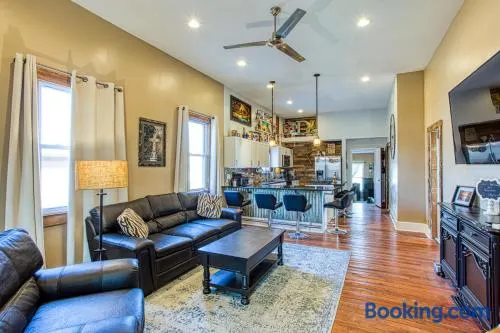 Great Location-5 Bd/3 Ba-Near Expo/UL/Fair/YUM/Zoo - Image 1