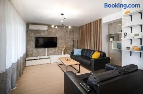 Central Park Apartment - Image 1