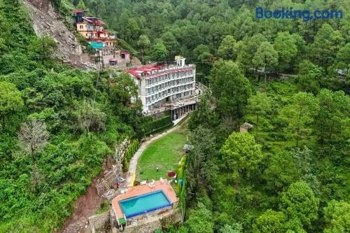 Wood Creek Resort & Spa Kasauli - Image 1