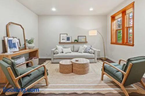 Calm Coastal Retreat in Avila Beach - Image 1