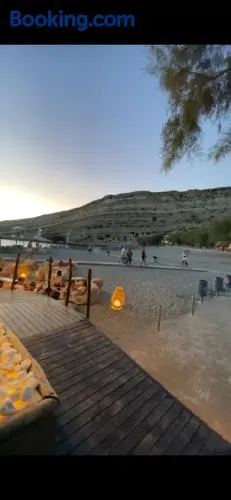 Kritamos Beach House - Right by the Beach & Public Parking - Image 1