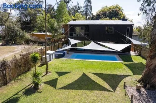 Beach house with heated pool and jacuzzi - Image 1
