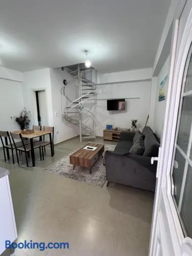 Maravel house - Image 1