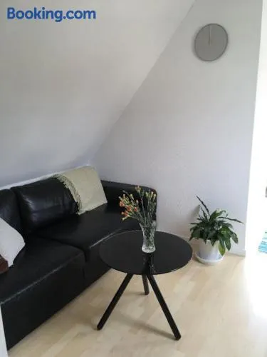 Ro i skoven - men tæt på byen - Image 1
