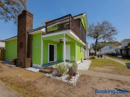 3 Bedroom Beach House! Quick Drive to Beach! 508A Rosemary Lane - Image 1