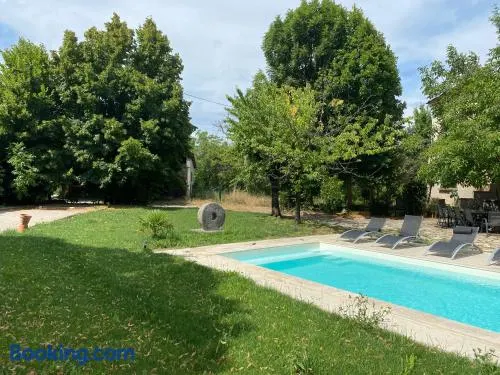 Maison de la tuilière hautes alpes piscine et boulodrome 12 personnes - Image 1