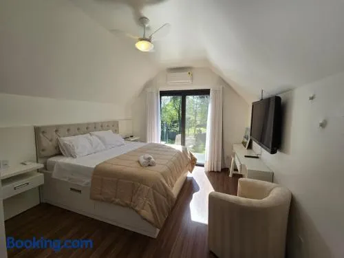 Casa de Campo Alegre - Image 1
