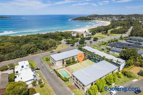 The Dunes 8,38 Marine Dr - complex pool, tennis court and Wi-Fi - Image 1